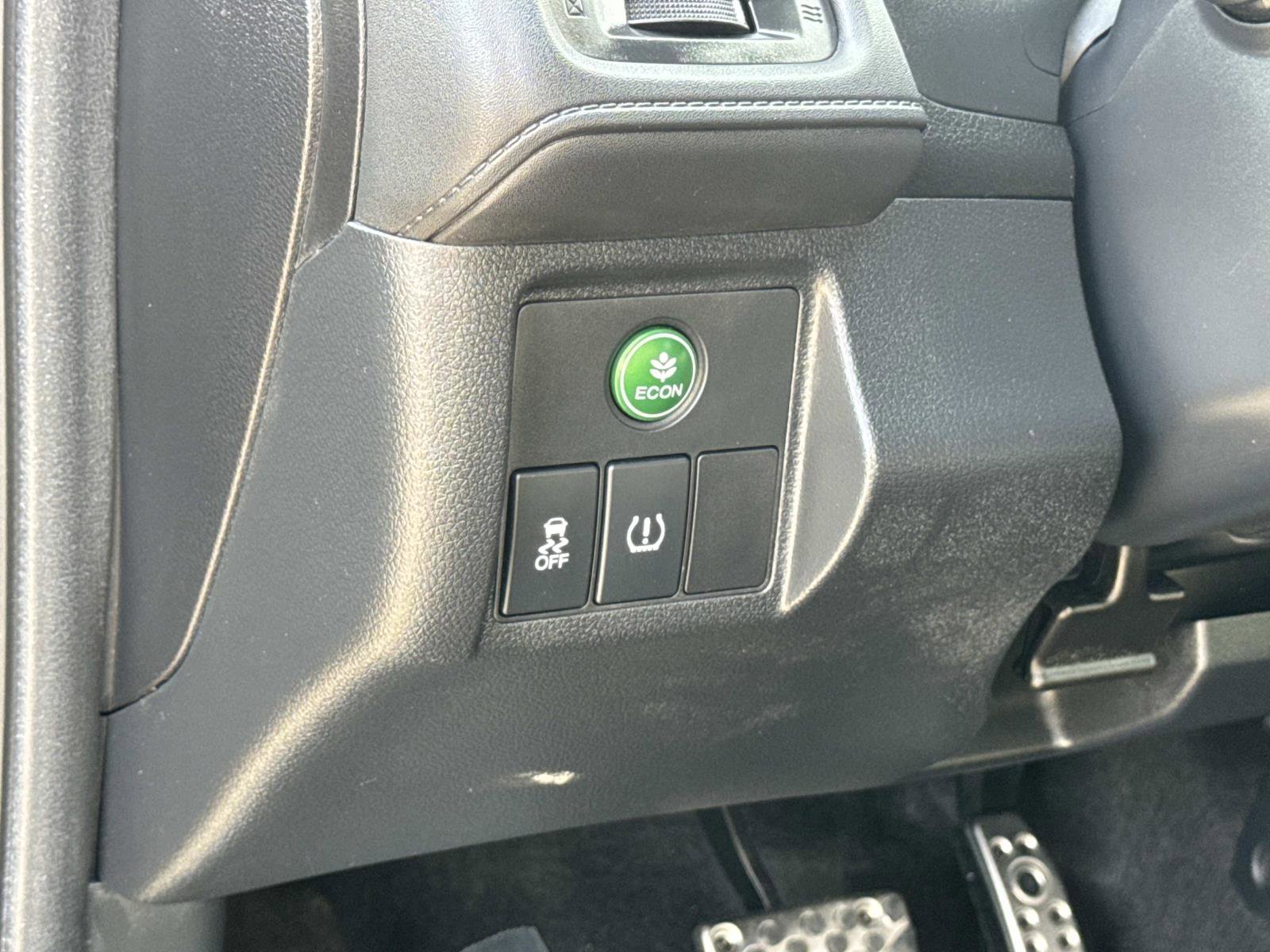 Used 2022 Honda HR-V Sport image 12