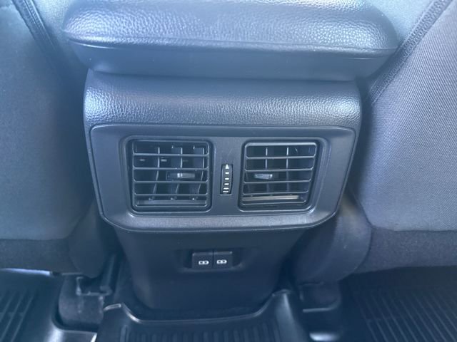 Used 2023 Toyota RAV4 XLE AWD/4WD image 21