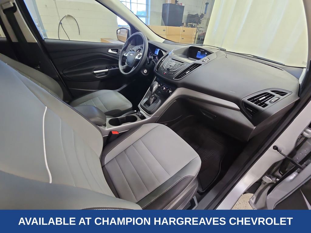 Used 2015 Ford Escape SE image 37