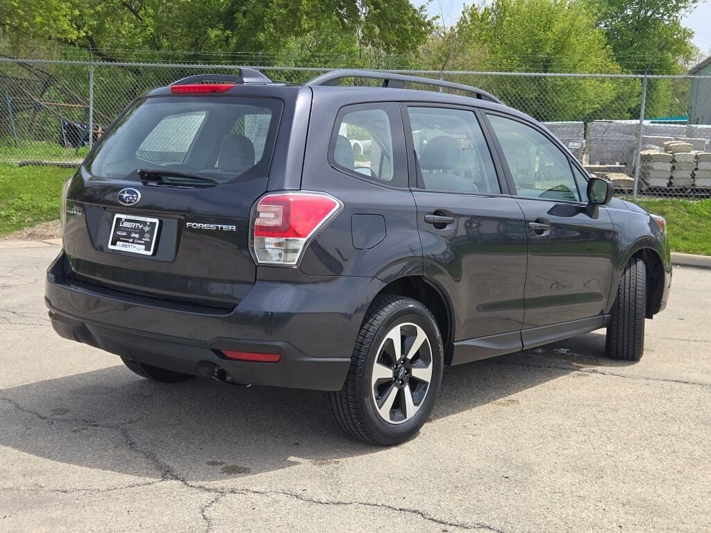 Used 2018 Subaru Forester 2.5i w/ Alloy Wheel Package AWD/4WD image 10