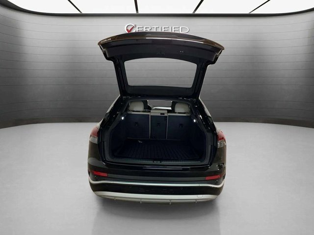 Used 2024 Audi Q4 e-tron Premium Plus w/ Premium Plus image 7