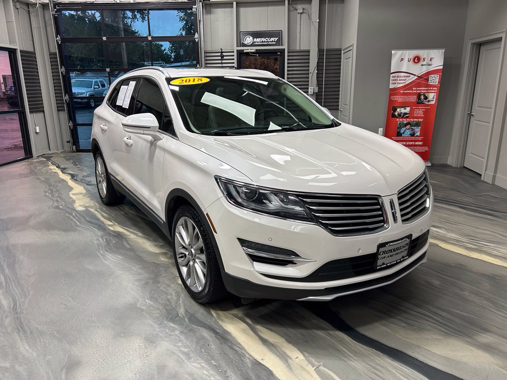 Used 2018 Lincoln MKC Reserve FWD image 1