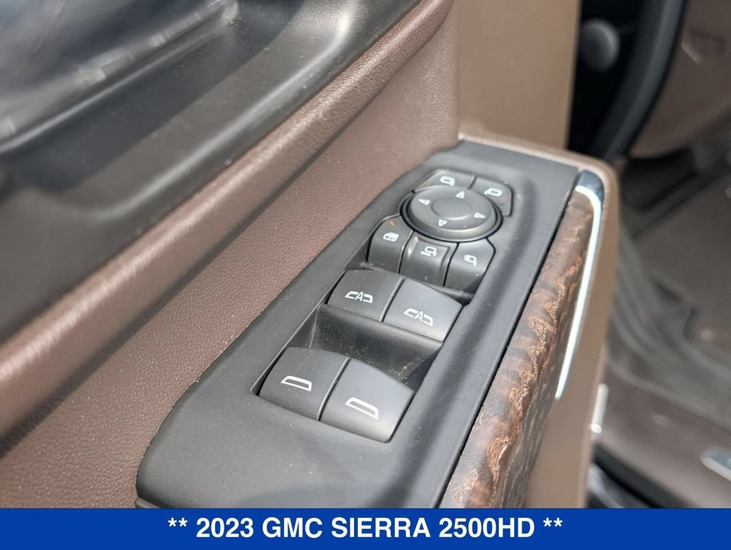 Used 2023 GMC Sierra 2500 Denali w/ Denali Black Diamond Edition AWD/4WD image 12