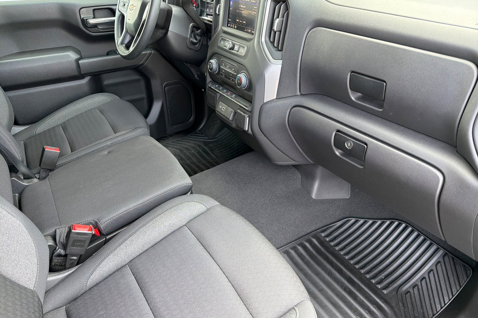 Used 2025 Chevrolet Silverado 1500 Custom AWD/4WD image 12