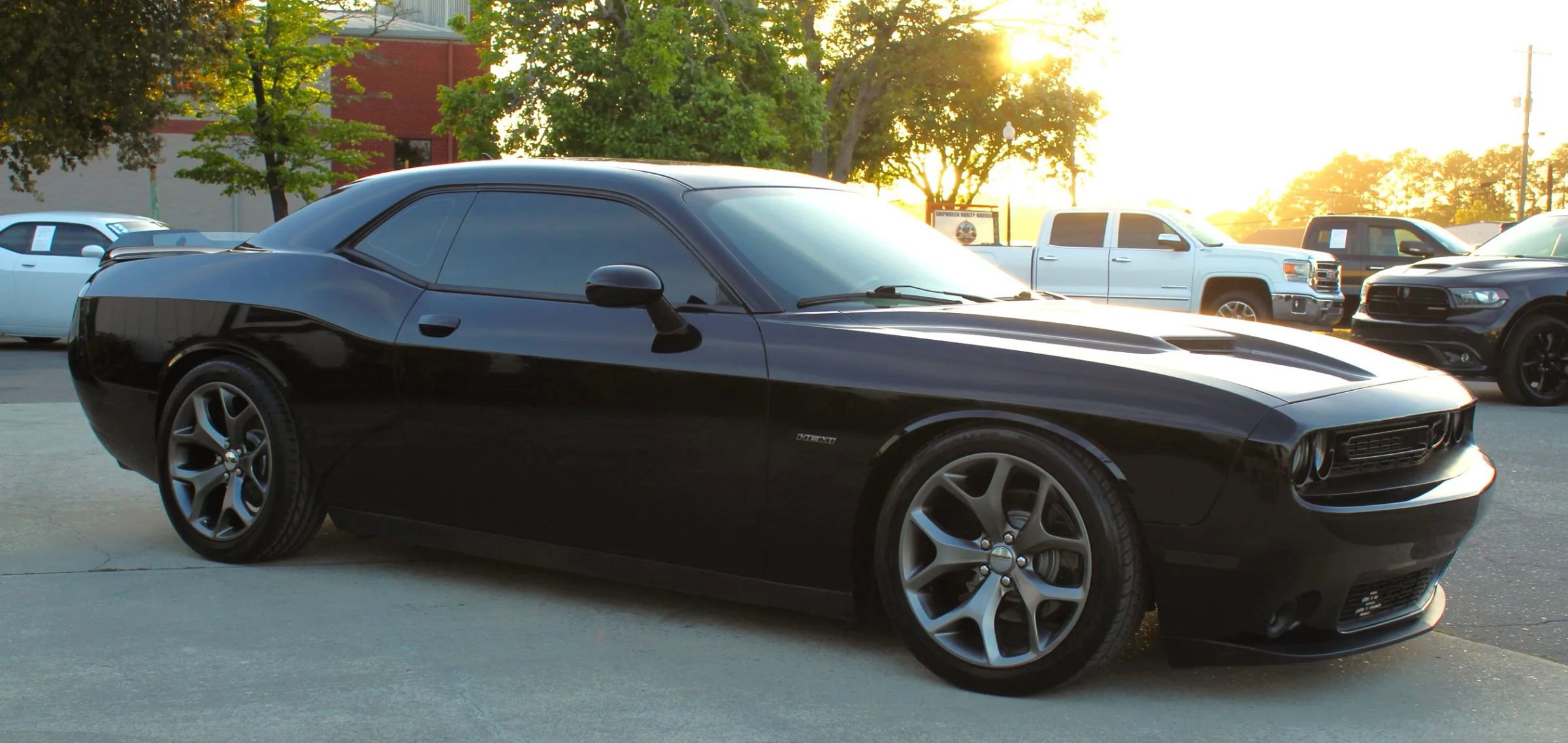 Used 2015 Dodge Challenger R/T Plus RWD image 7
