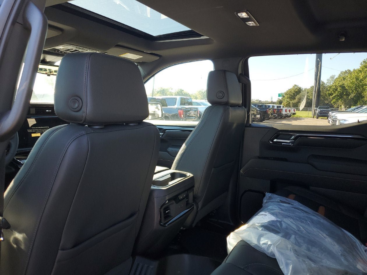 New 2026 GMC Sierra 1500 AT4 w/ AT4 Premium Package AWD/4WD image 11