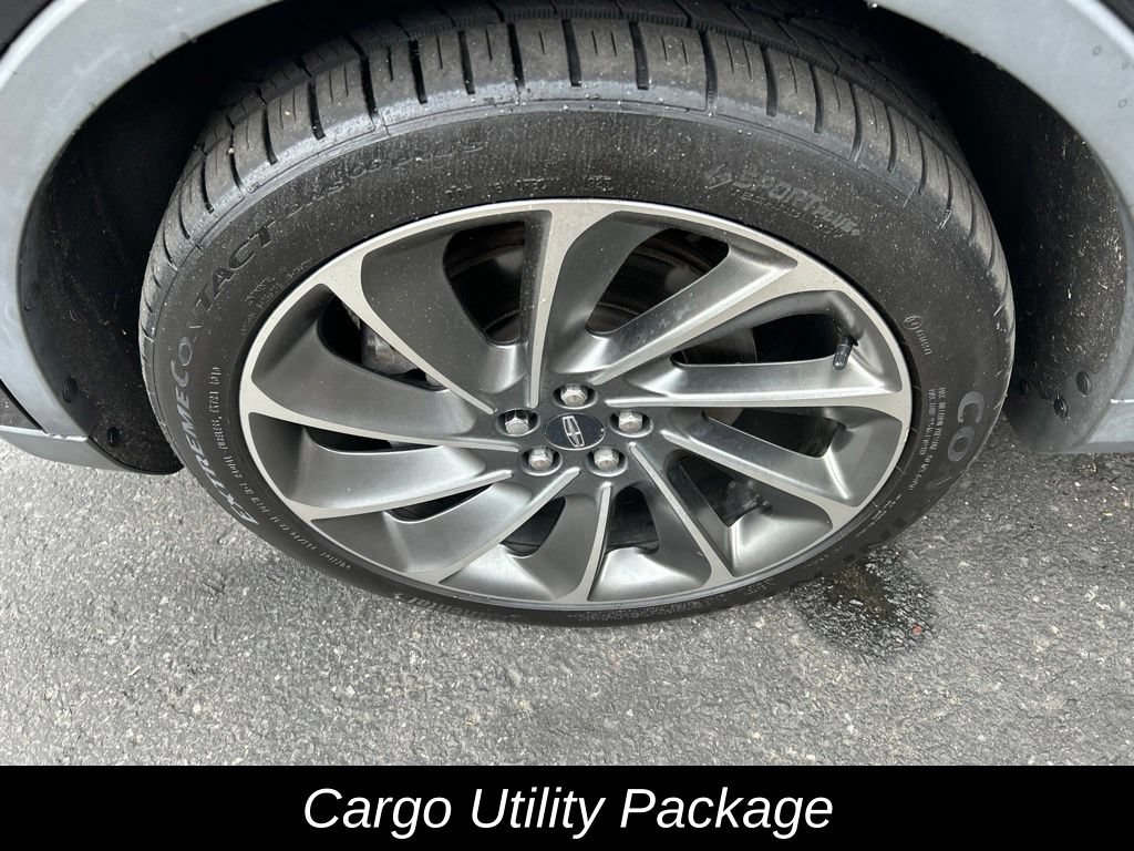 Used 2020 Lincoln Nautilus Reserve w/ Equipment Group 202A AWD/4WD image 12