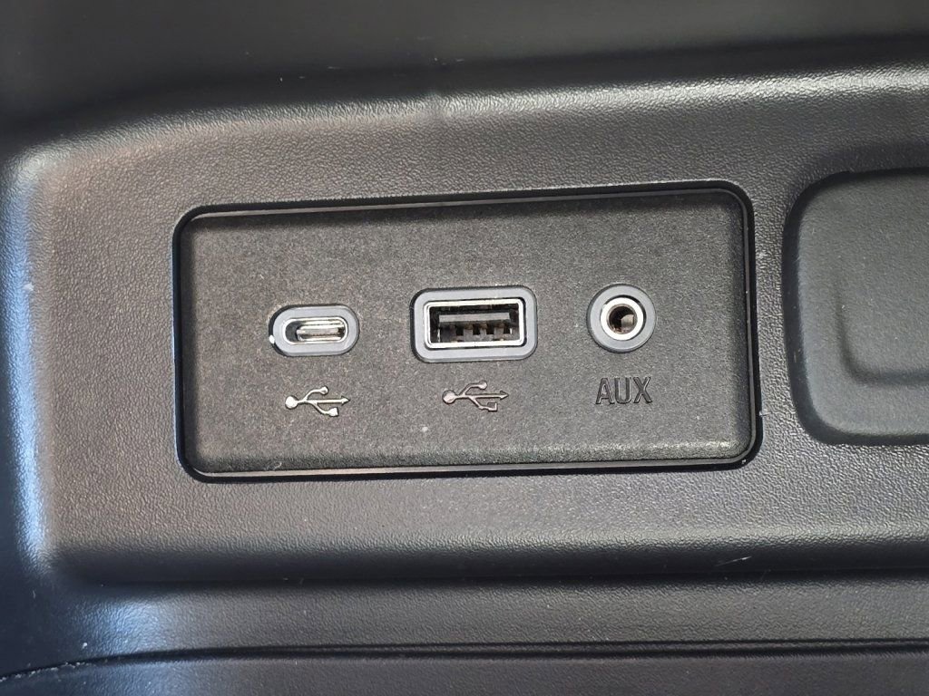 Used 2024 Chevrolet Equinox LT image 6