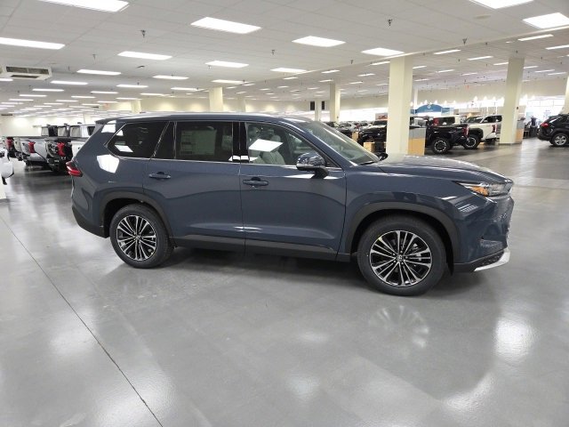 New 2026 Toyota Grand Highlander AWD Hybrid image 6