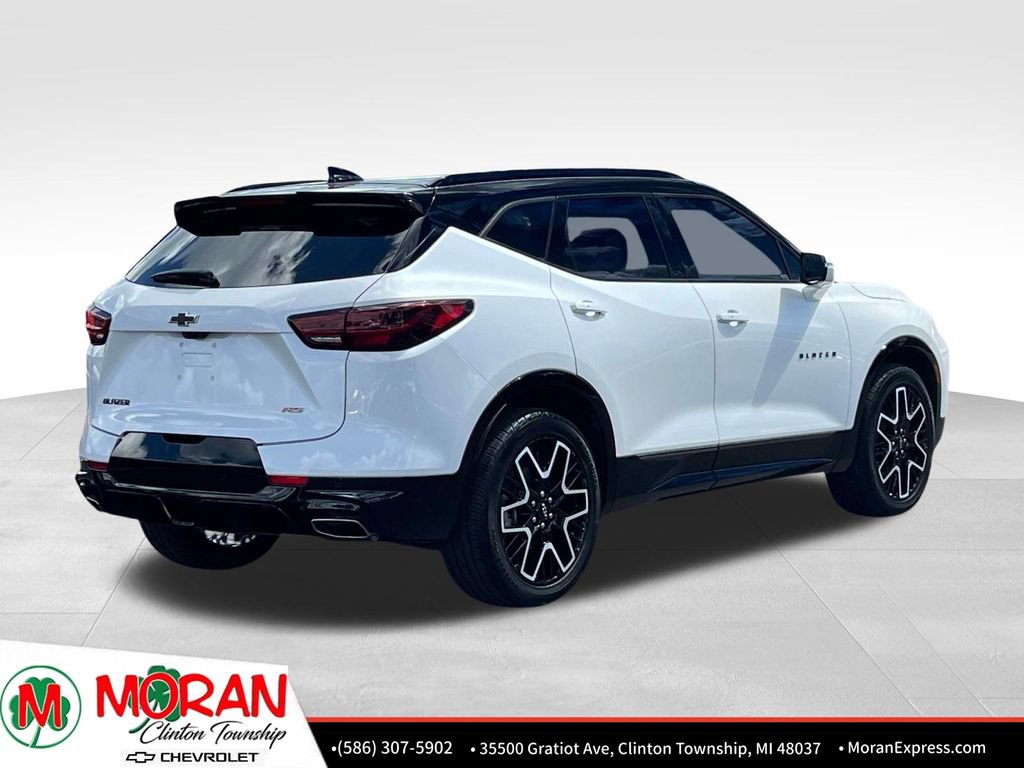 Certified 2024 Chevrolet Blazer RS w/ Driver Confidence II Package FWD image 6