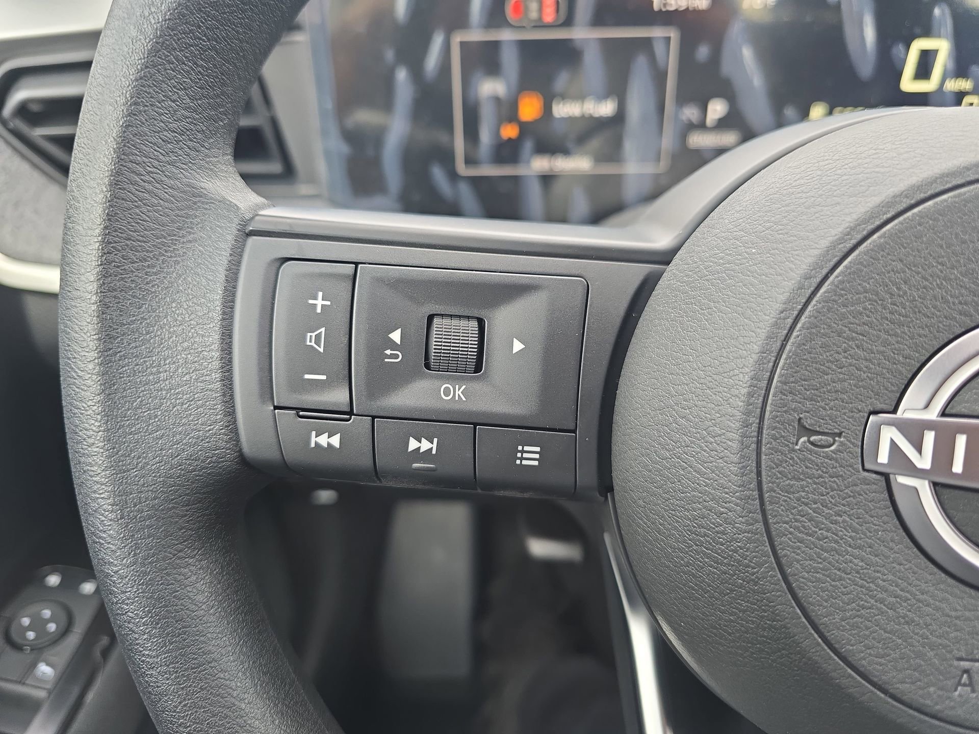 New 2026 Nissan Kicks S image 17