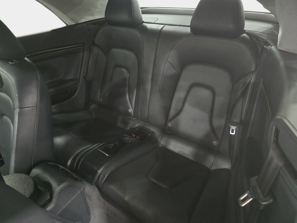 Used 2013 Audi A5 2.0T Premium image 11