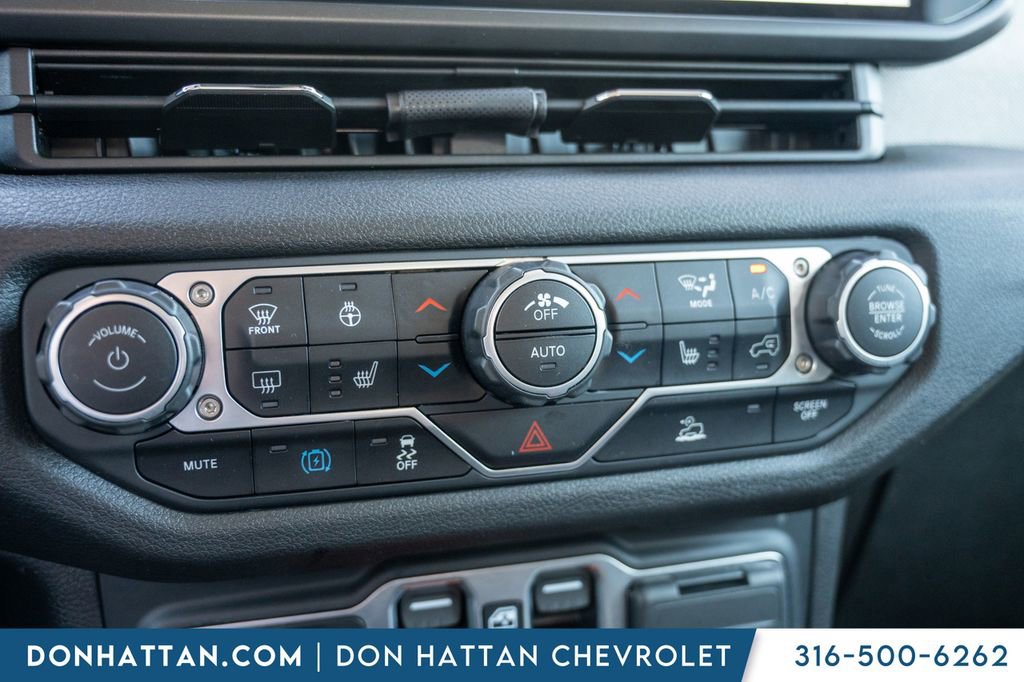 Used 2024 Jeep Wrangler Unlimited image 10