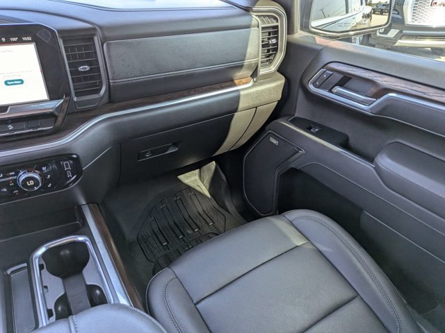 Used 2025 GMC Sierra 1500 SLT w/ SLT Premium Package AWD/4WD image 14