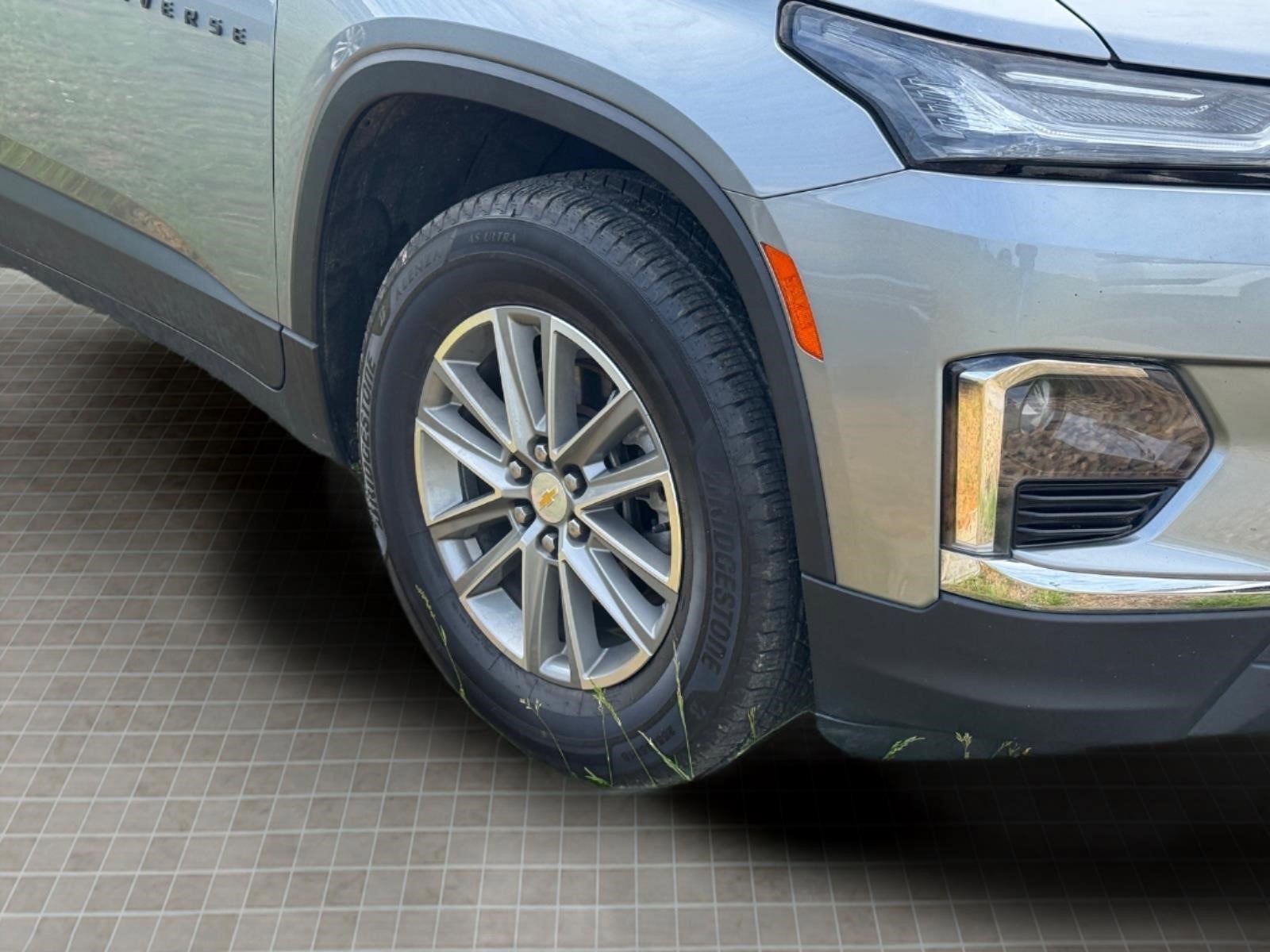 Used 2023 Chevrolet Traverse LT w/ LPO, Floor Liner Package AWD/4WD image 11