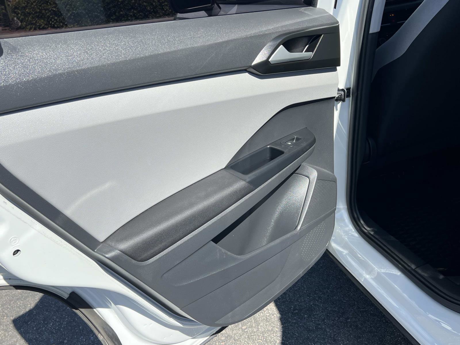 Certified 2023 Volkswagen Taos S image 19