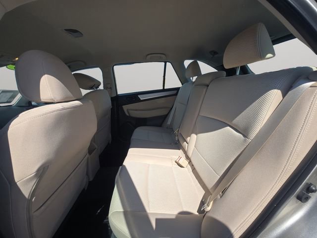 Used 2018 Subaru Outback 2.5i image 12
