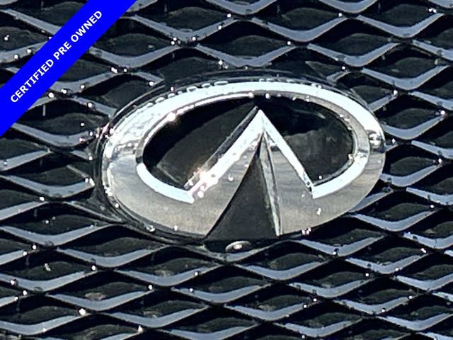Certified 2024 INFINITI QX80 Sensory image 10