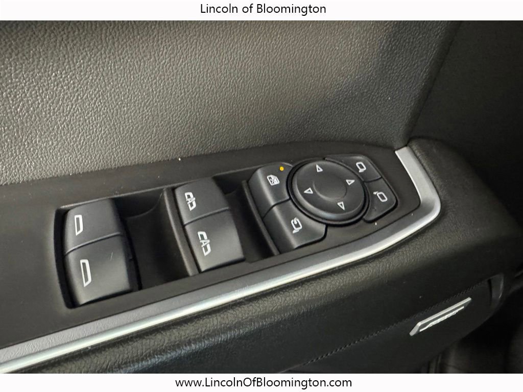 Used 2025 GMC Sierra 1500 SLT w/ SLT Premium Package AWD/4WD image 42