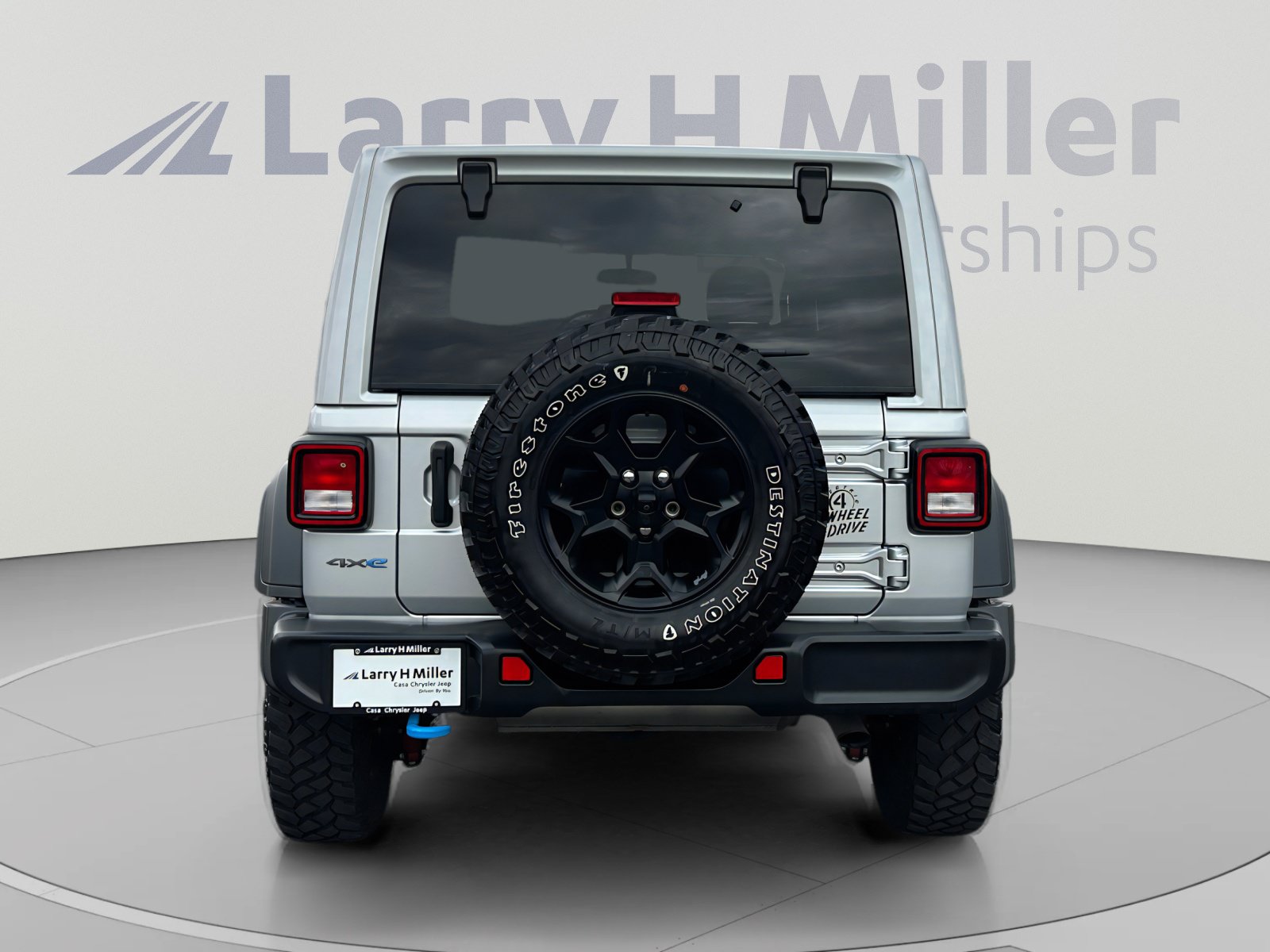 Used 2023 Jeep Wrangler Unlimited w/ Convenience Group AWD/4WD image 4