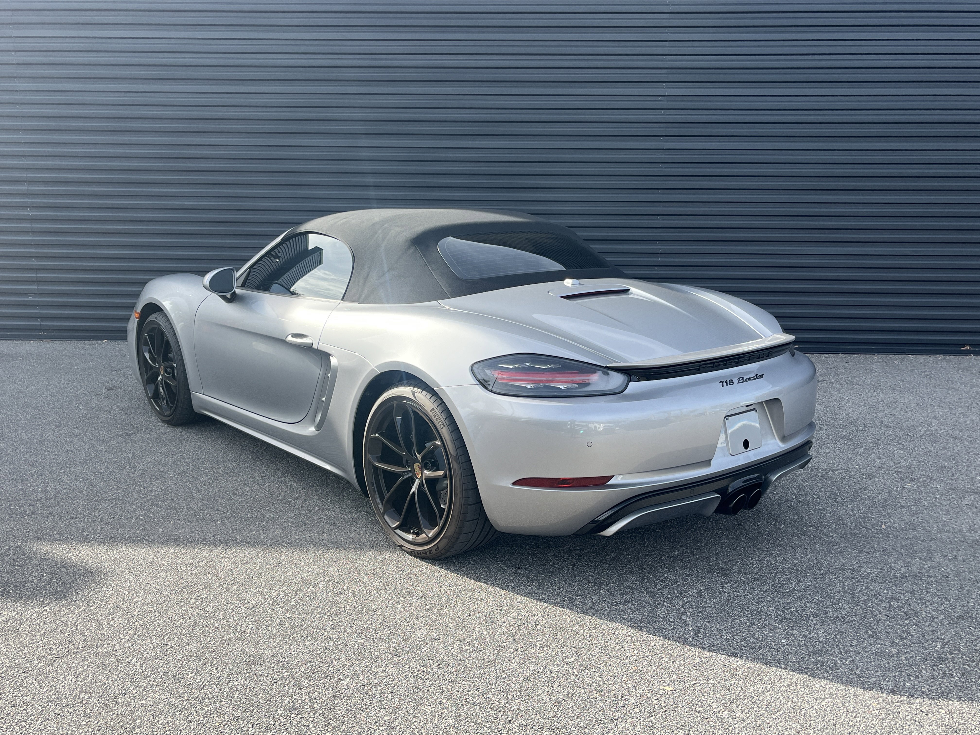 Certified 2024 Porsche 718 Boxster Style Edition image 3