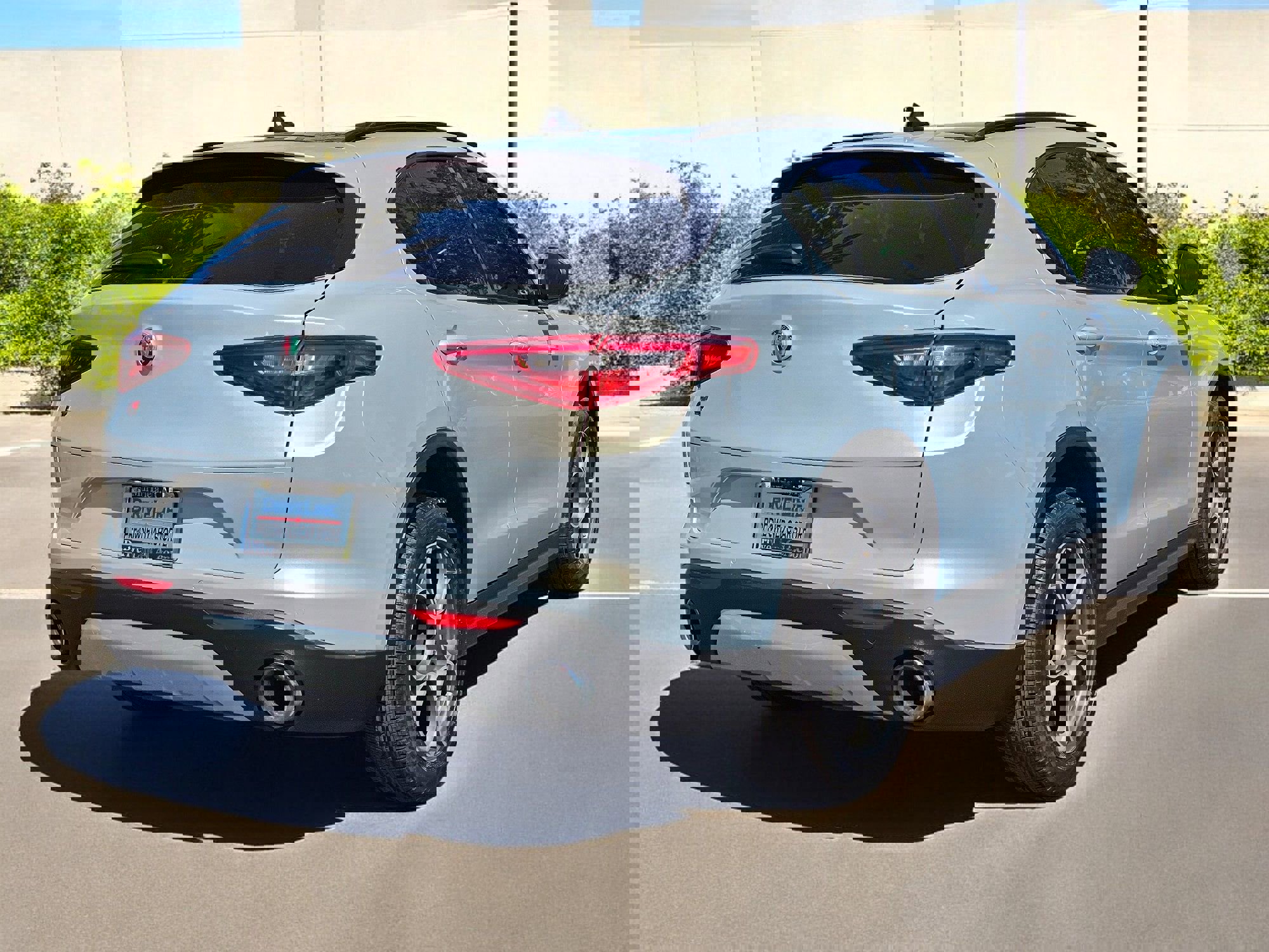 Used 2021 Alfa Romeo Stelvio Sprint w/ Nero Edizione image 8