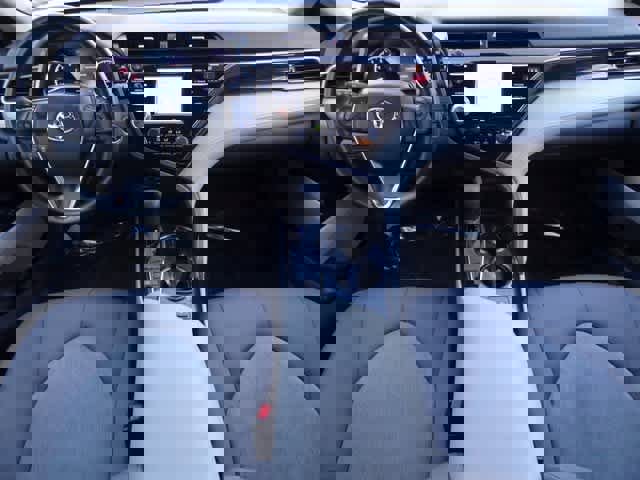 Used 2020 Toyota Camry LE w/ Convenience Package image 11