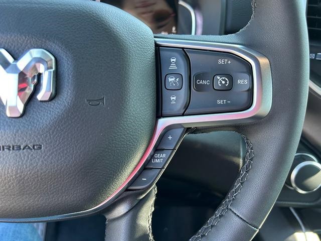 New 2026 RAM 1500 4x4 Crew Cab image 21