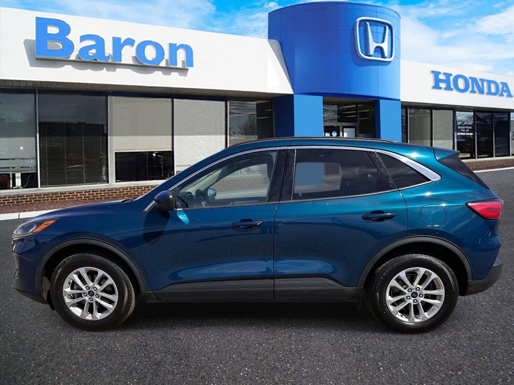 Used 2020 Ford Escape SE AWD/4WD image 3