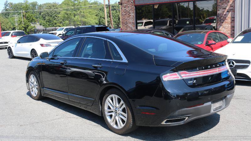 Used 2016 Lincoln MKZ w/ Equipment Group 300A Reserve FWD image 5