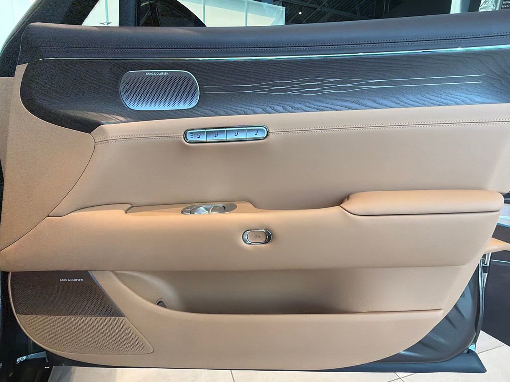 New 2026 Genesis G90 3.5T image 13