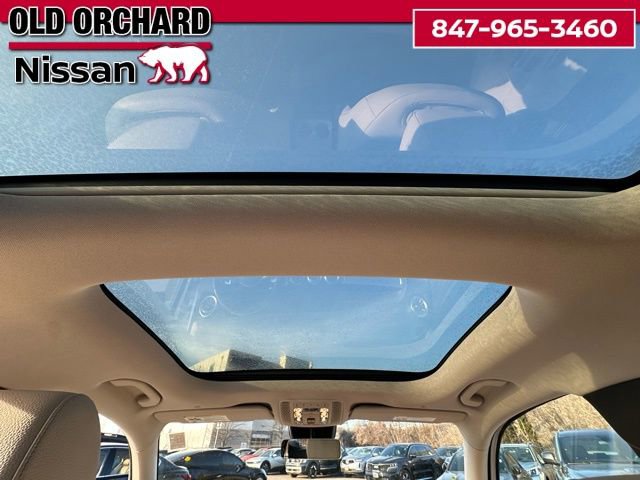 Used 2022 Mercedes-Benz GLB 250 4MATIC w/ Premium Package Lite image 14