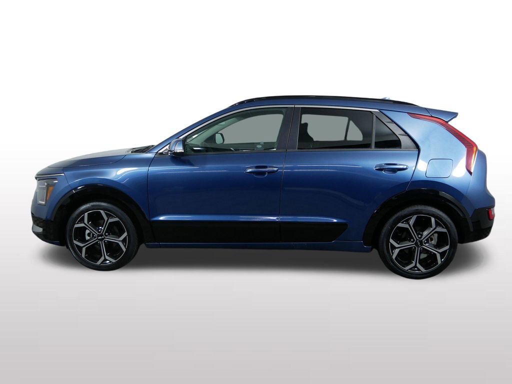 Certified 2023 Kia Niro SX Touring image 5