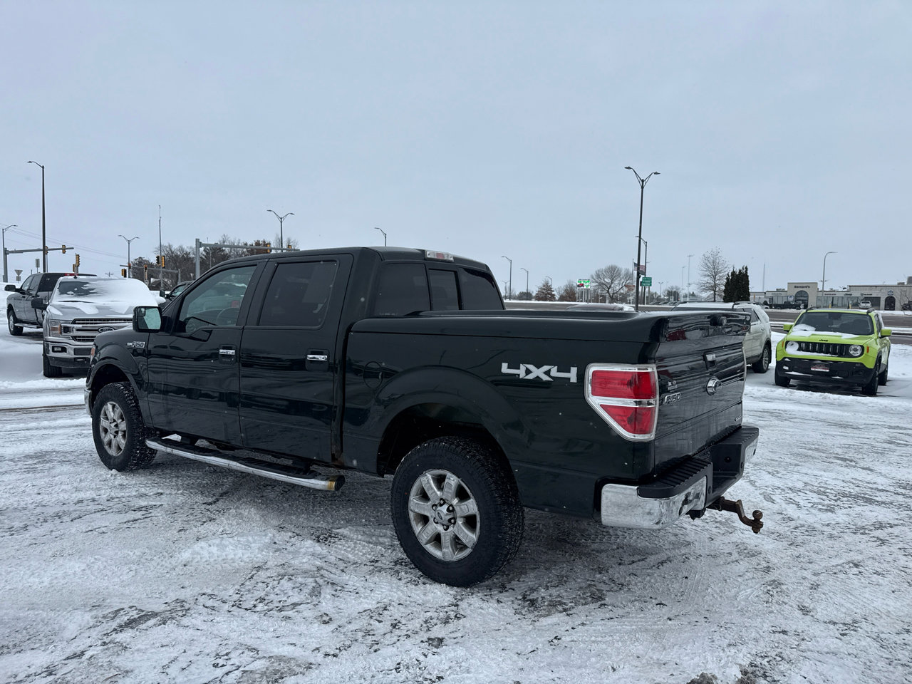 Used 2014 Ford F150 XLT w/ Equipment Group 302A Luxury image 3