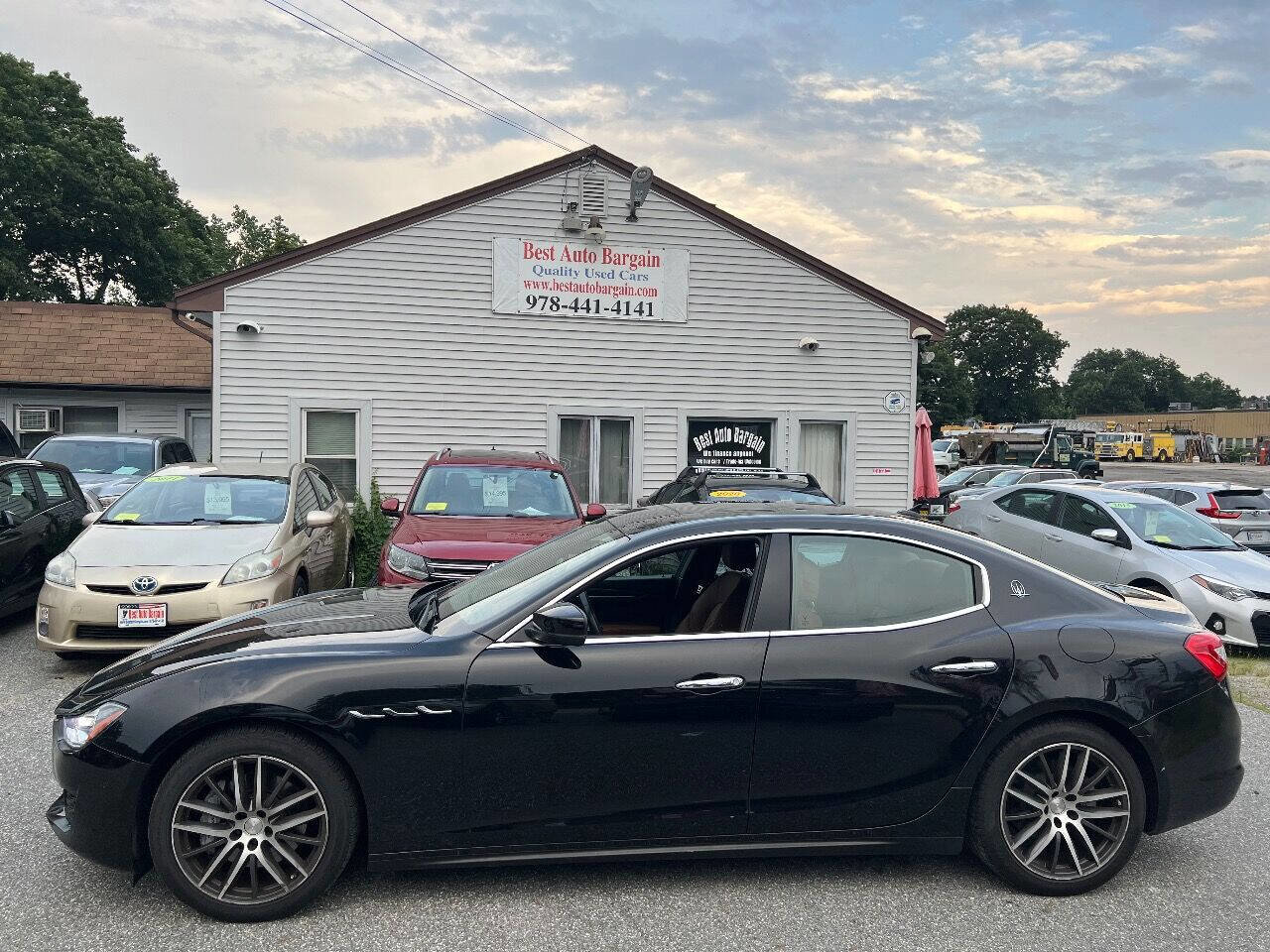 Used 2019 Maserati Ghibli image 2