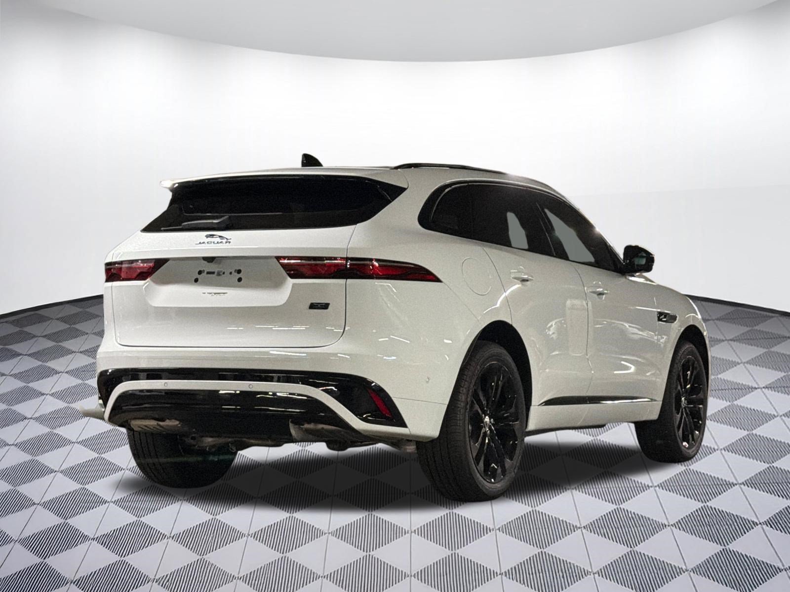 New 2026 Jaguar F-PACE R-Dynamic S AWD/4WD image 9