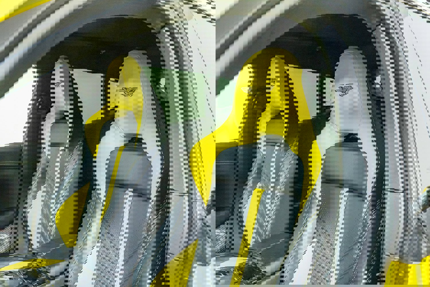 Used 2023 Aston Martin DBX 707 image 21