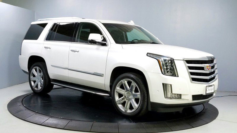 Used 2018 Cadillac Escalade Luxury image 1