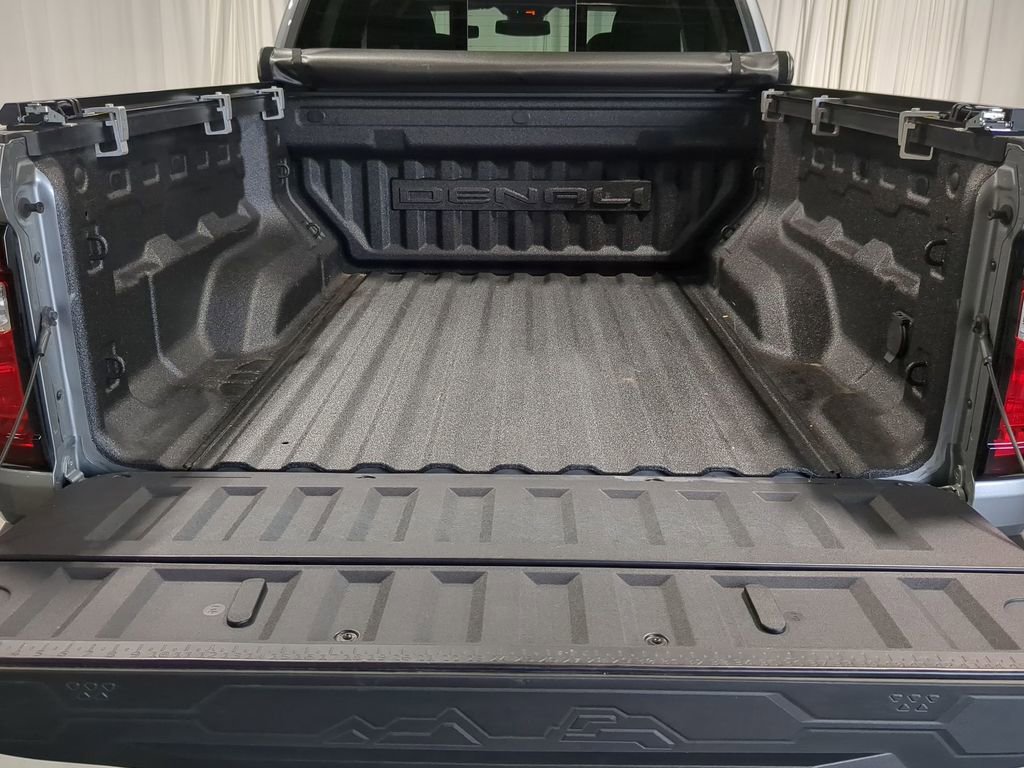 Used 2023 GMC Canyon Denali image 41