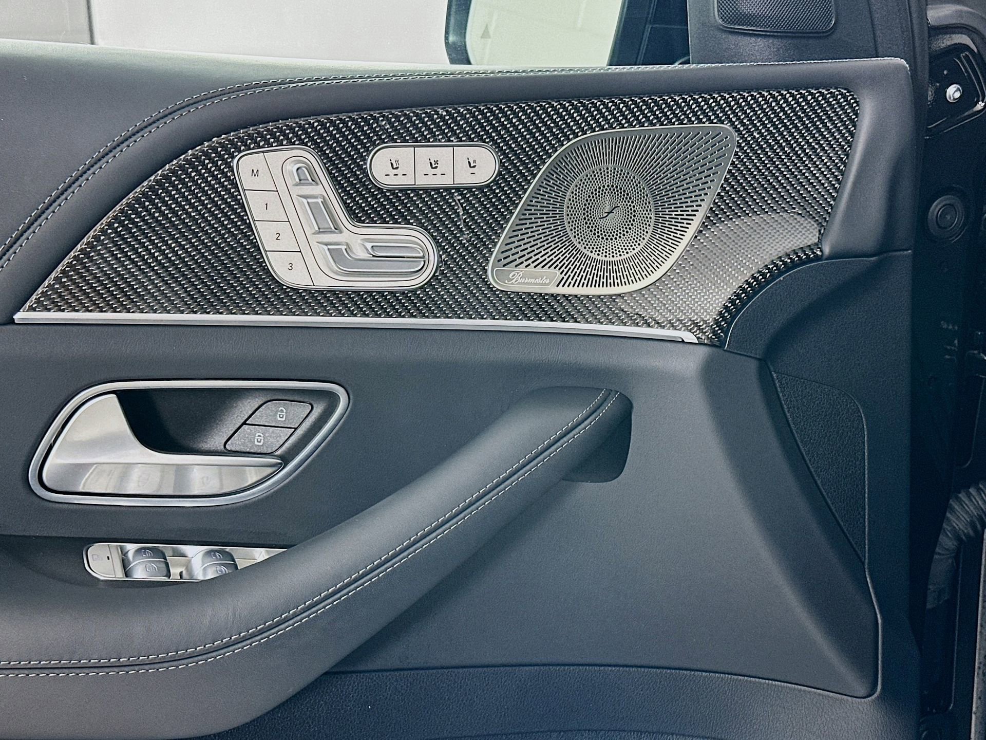 Used 2025 Mercedes-Benz GLS 63 AMG 4MATIC image 19