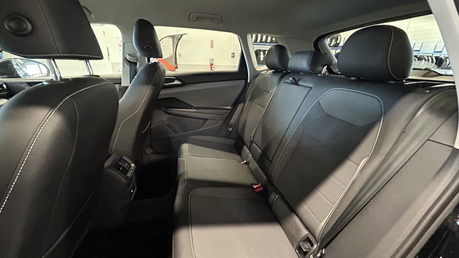 Used 2024 Volkswagen Taos SE image 14