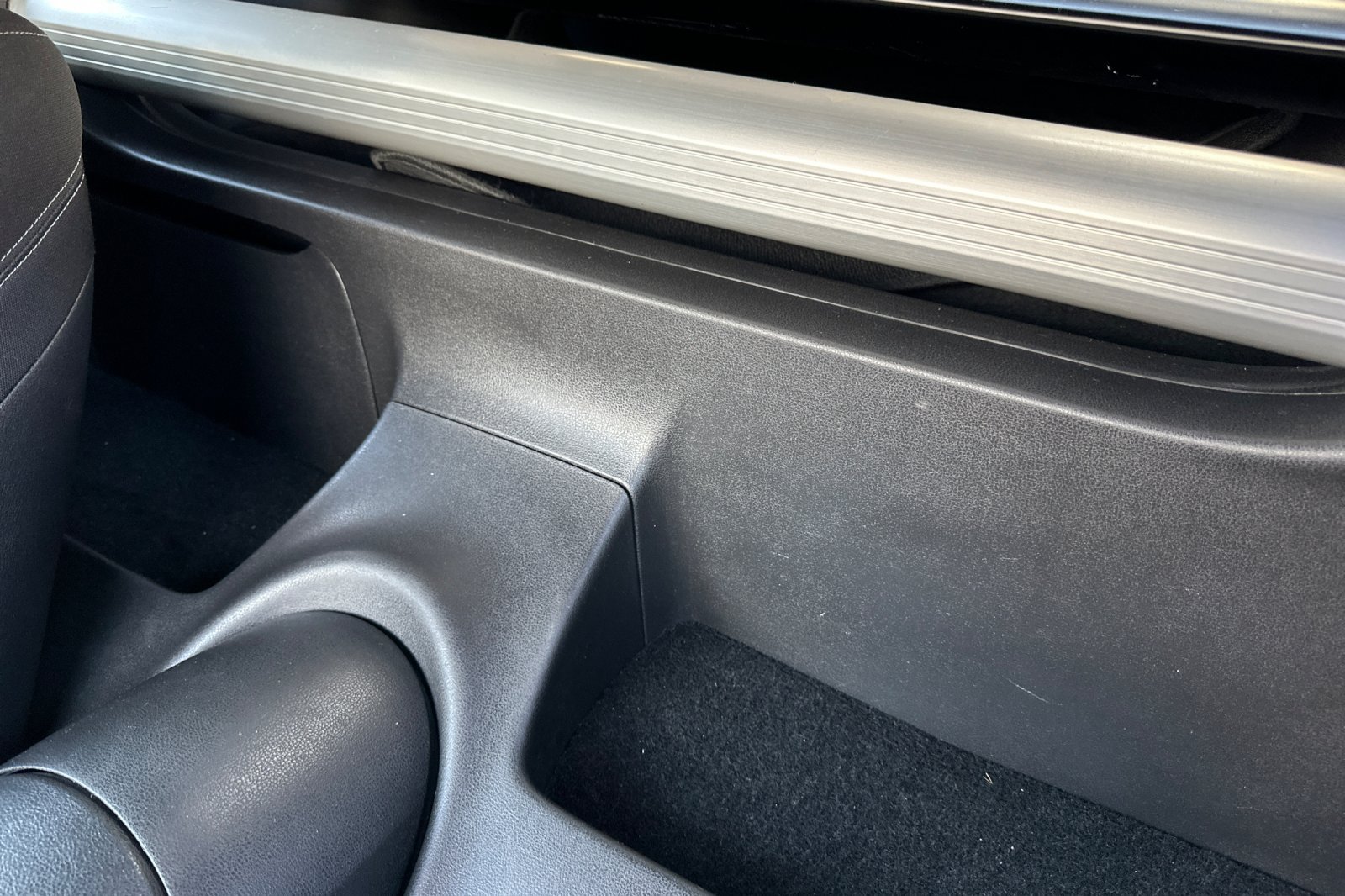 Used 2013 Nissan 370Z Coupe RWD image 14