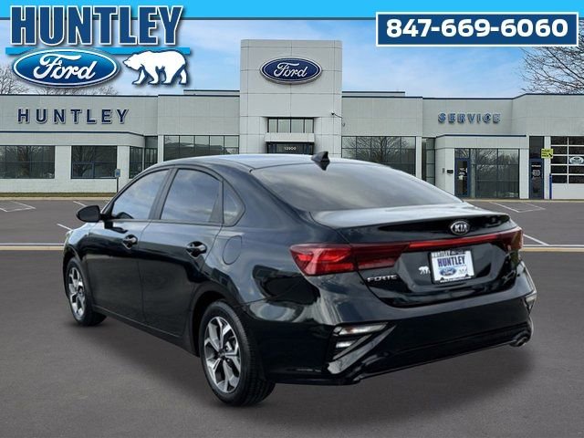 Used 2020 Kia Forte LXS FWD image 5