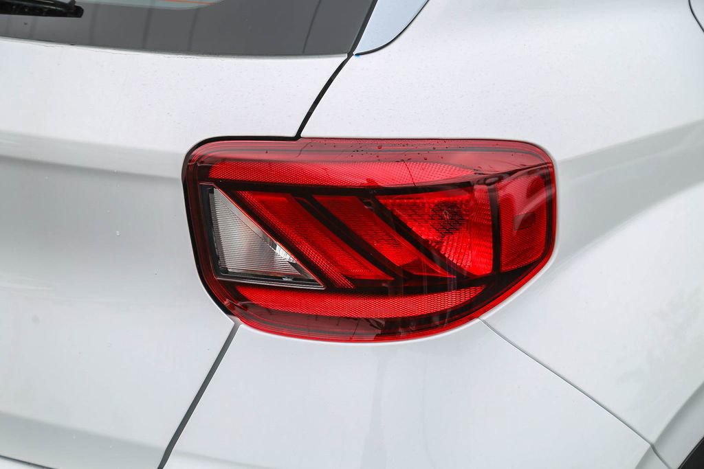 Used 2026 Hyundai Venue SEL FWD image 10