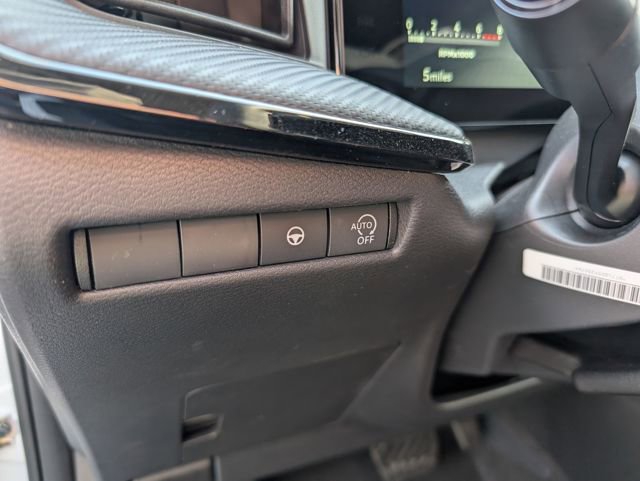 New 2026 Nissan Kicks SR w/ Cold Weather Package image 17