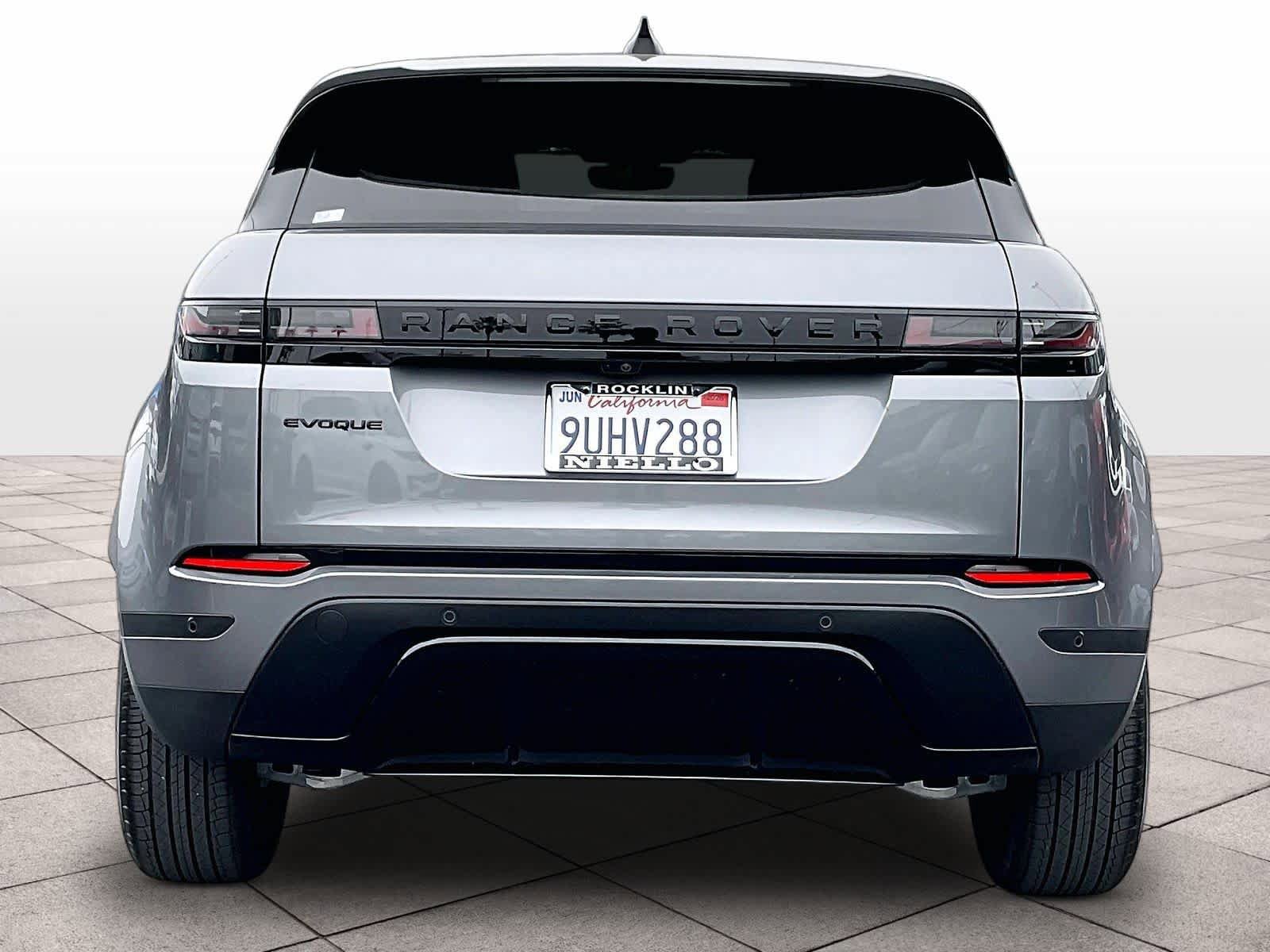 Used 2026 Land Rover Range Rover Evoque S image 6
