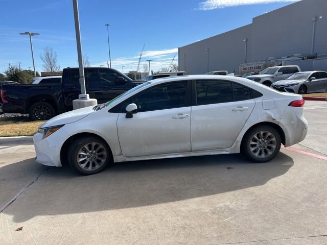 Used 2020 Toyota Corolla LE image 6