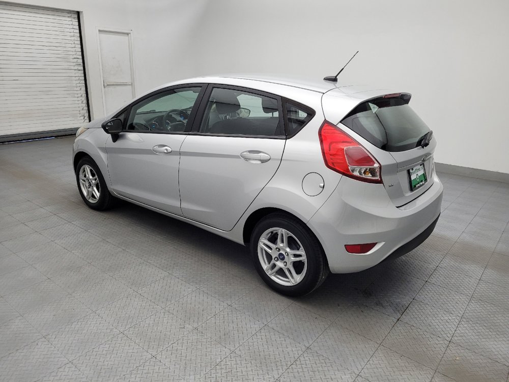 Used 2018 Ford Fiesta SE FWD image 3
