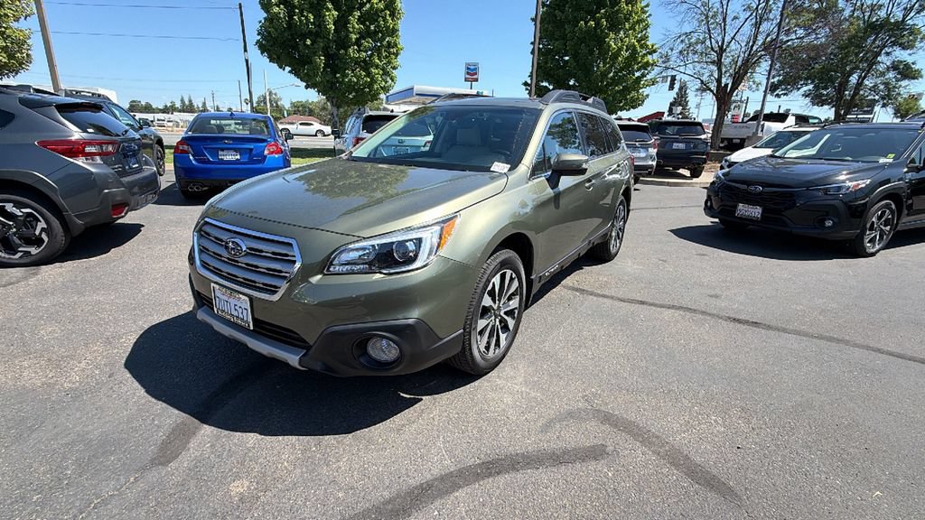 Used 2017 Subaru Outback 2.5i Limited AWD/4WD image 1