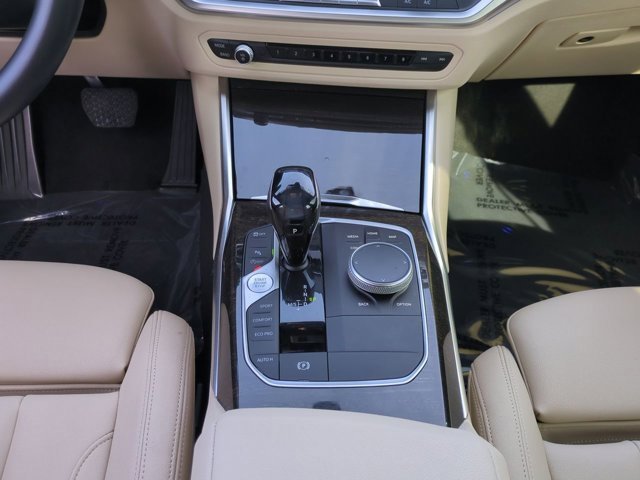 Used 2021 BMW 330i Sedan w/ Convenience Package image 17